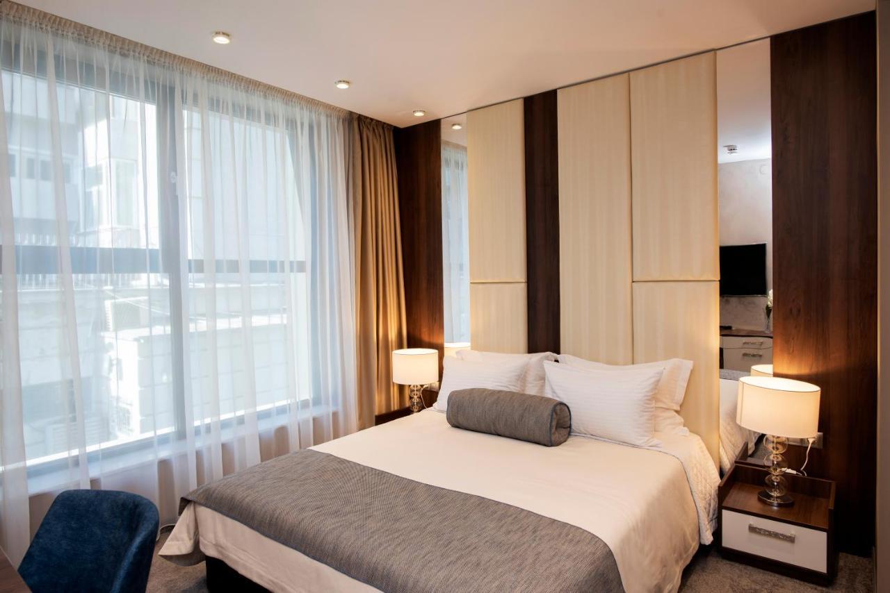 Family Hotel Business Club Shumen Exteriör bild