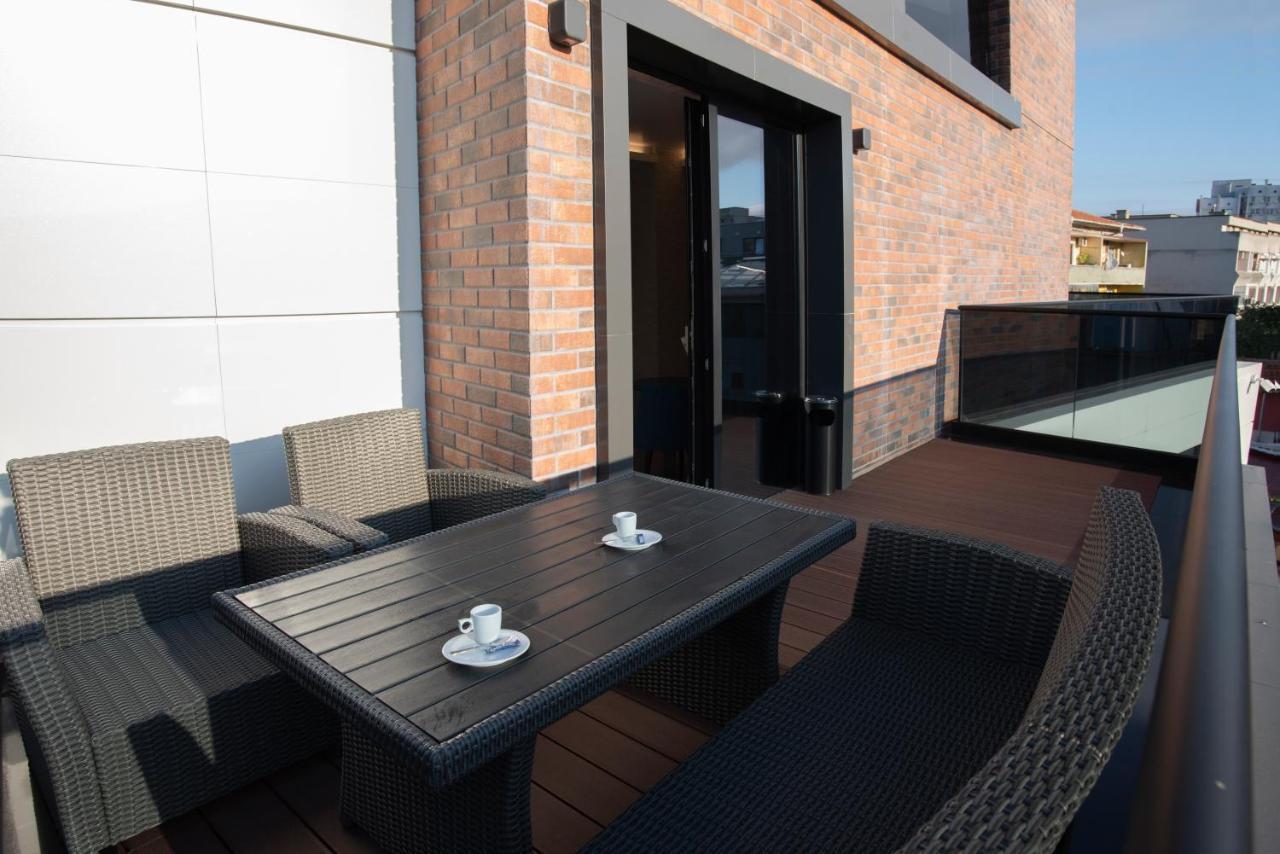 Family Hotel Business Club Shumen Exteriör bild